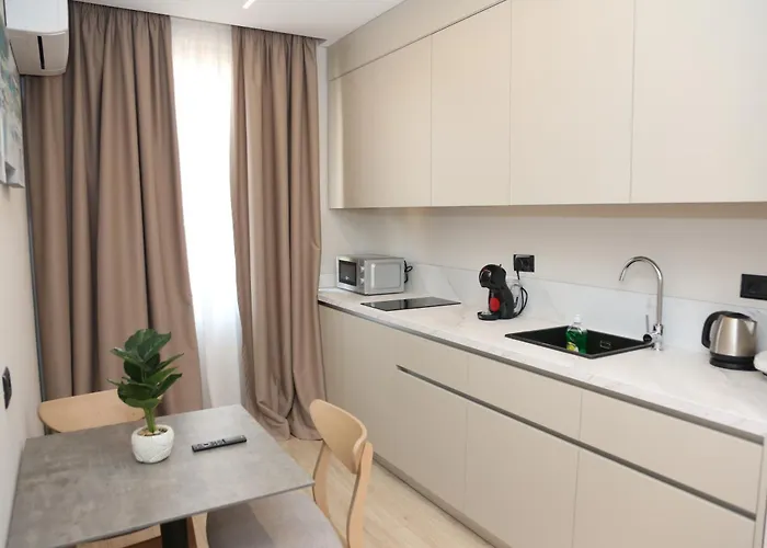 Centre - Cca * ティラナ