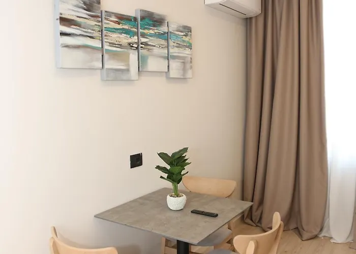 Apartment Centre - Cca Tirana